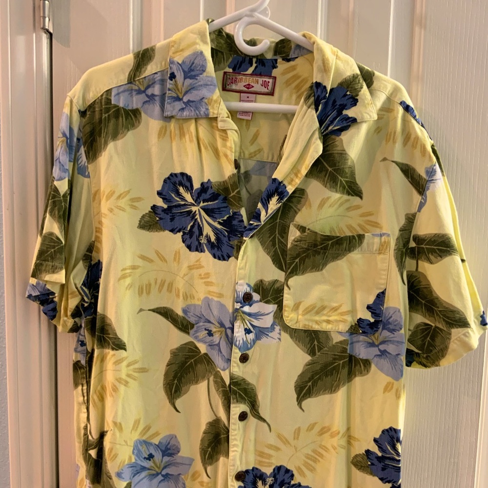 Caribbean Joe Hawaiian button down shirt